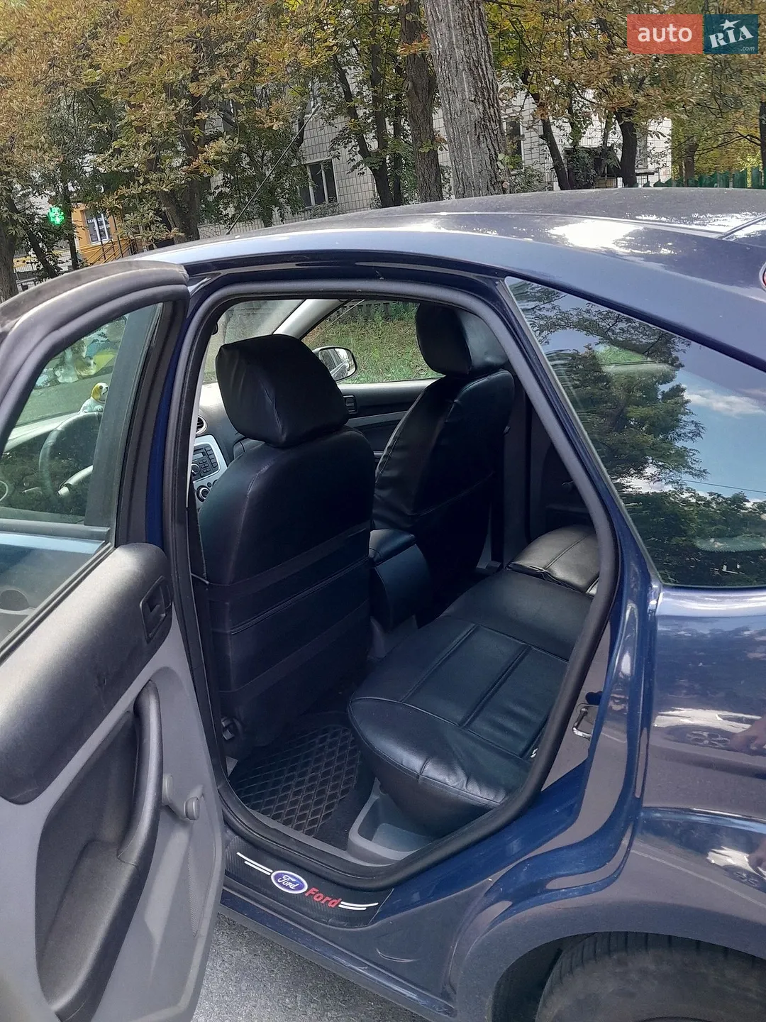 2011 Ford Focus - мініатюра 11