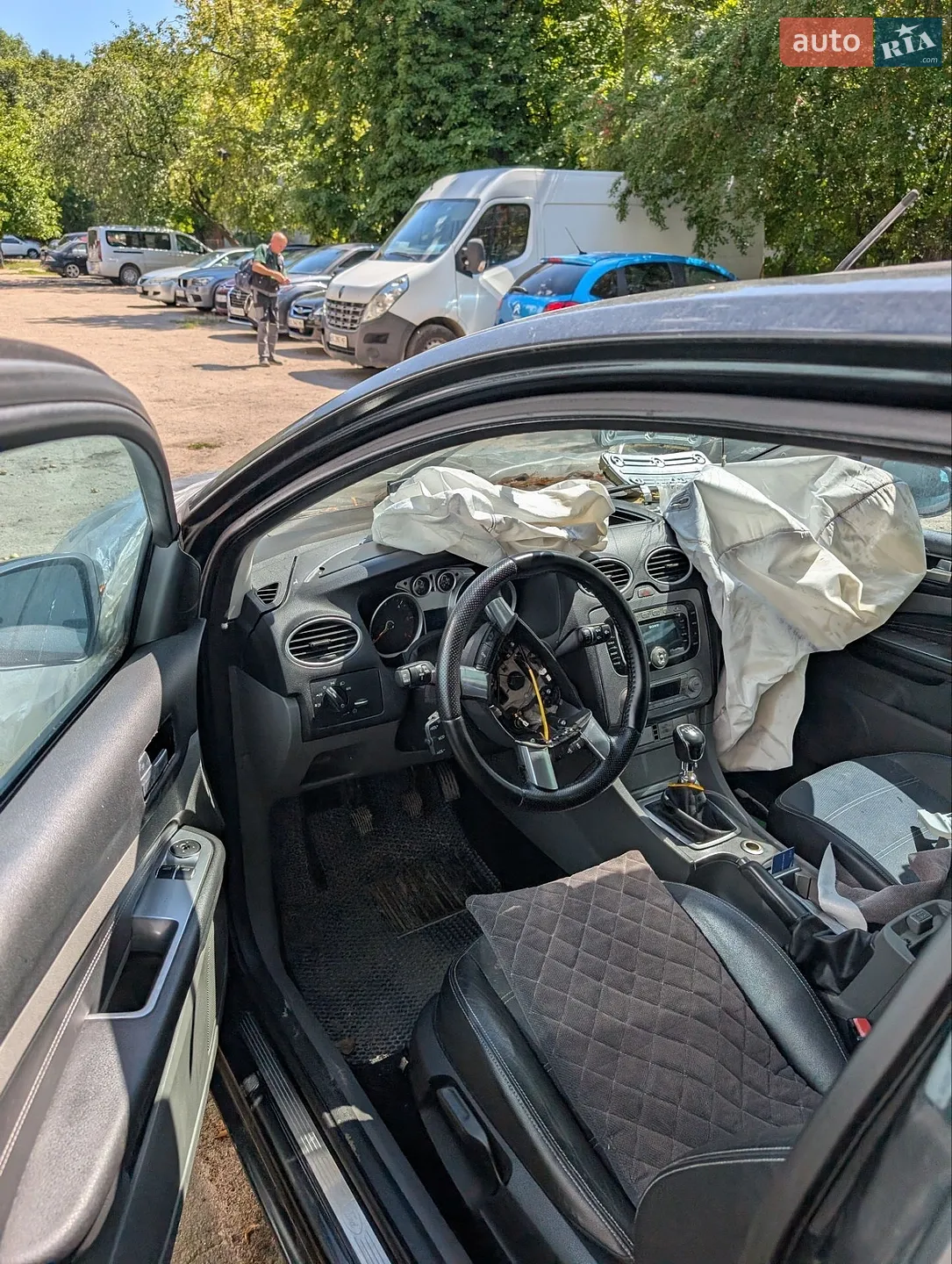 2010 Ford Focus - мініатюра 12