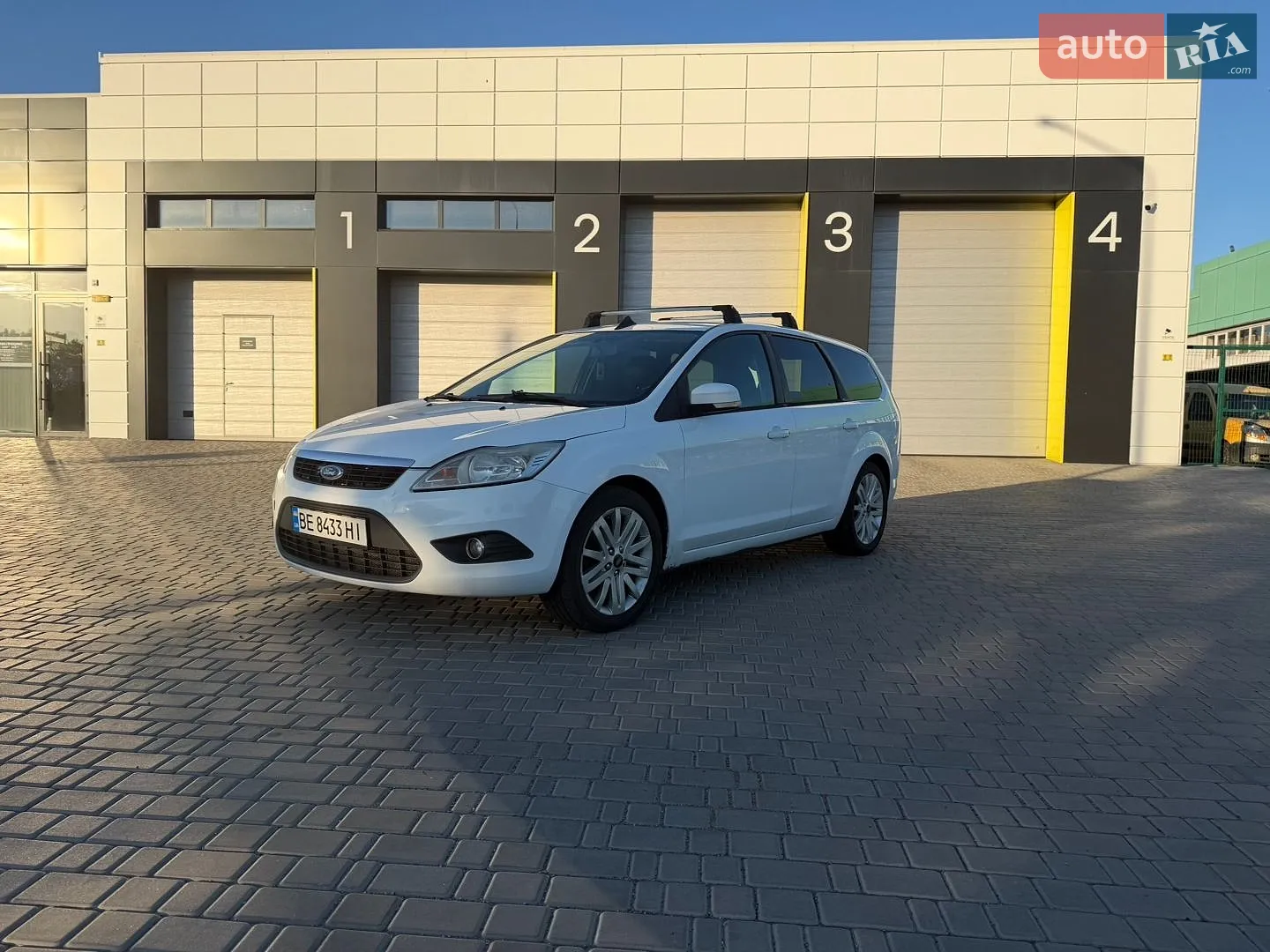 2010 Ford Focus - мініатюра 8