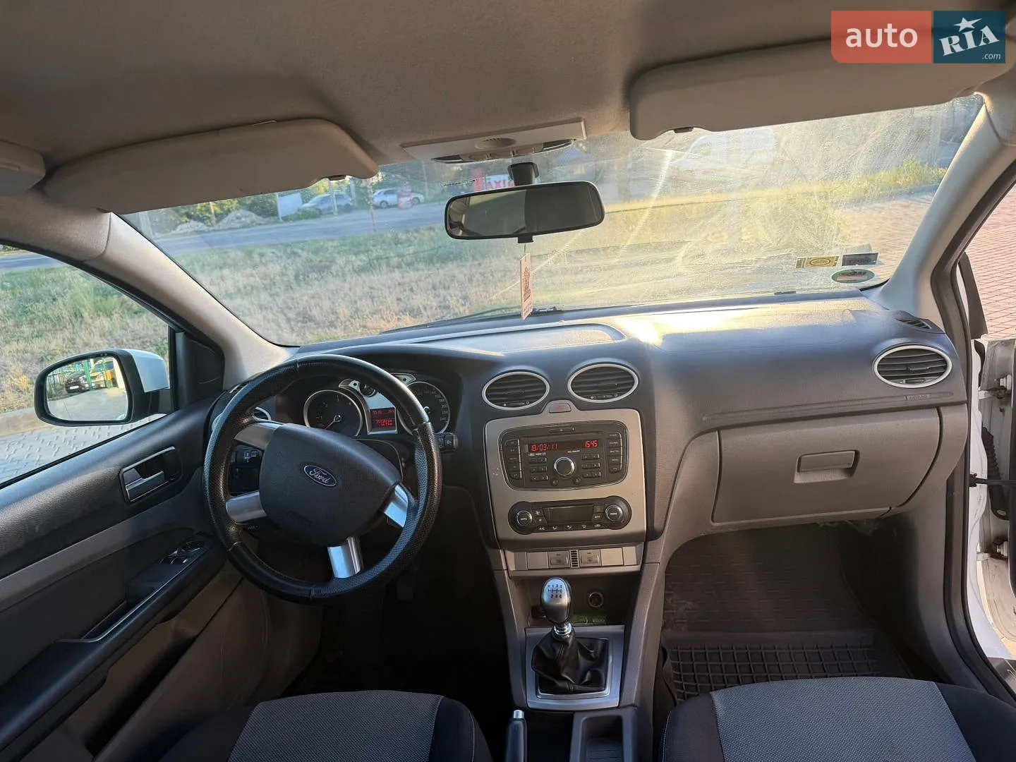 2010 Ford Focus - мініатюра 11