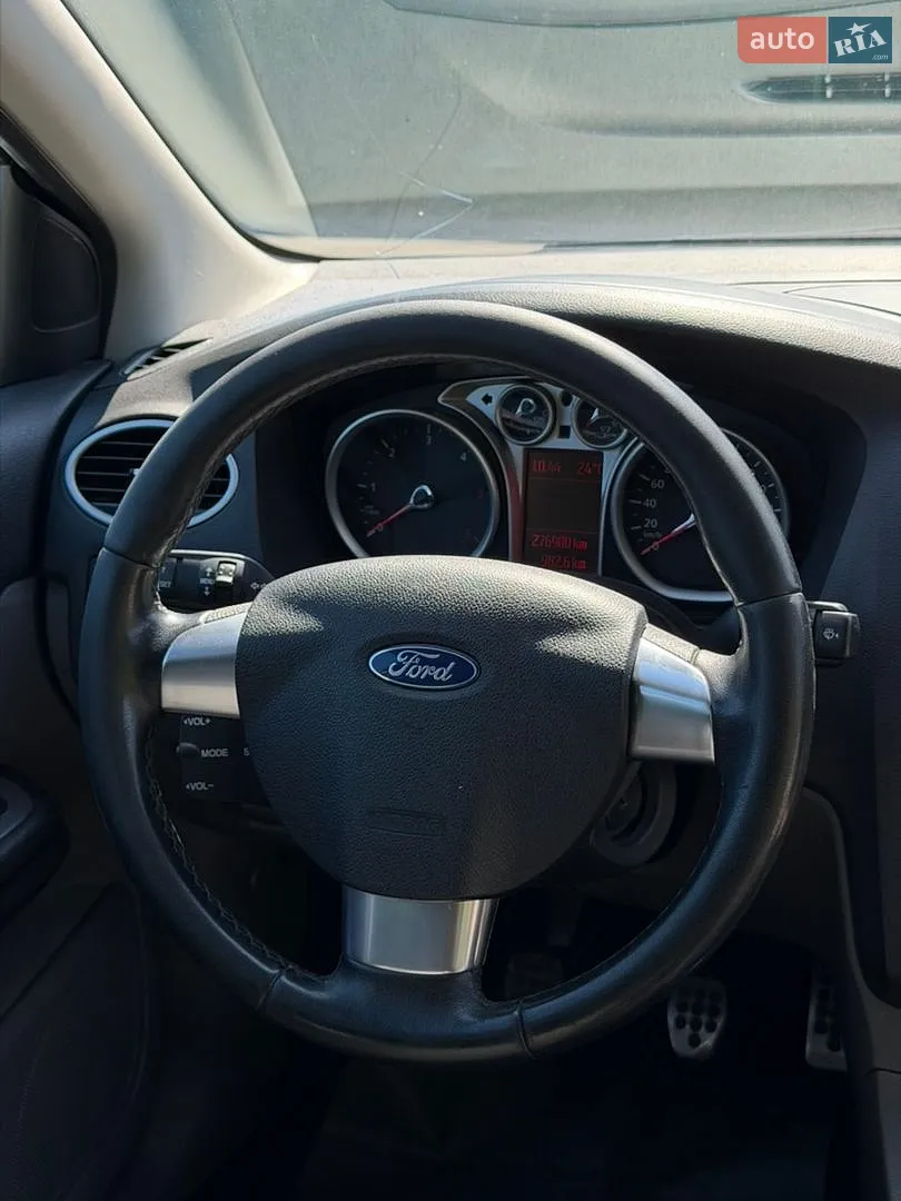 2010 Ford Focus - мініатюра 25