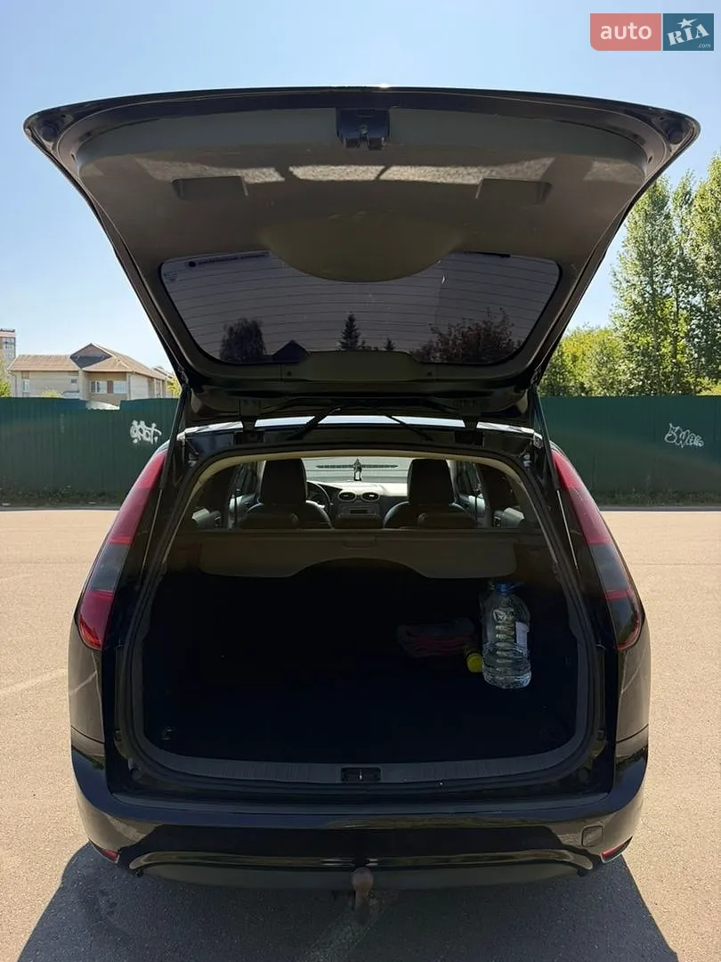 2010 Ford Focus - мініатюра 35