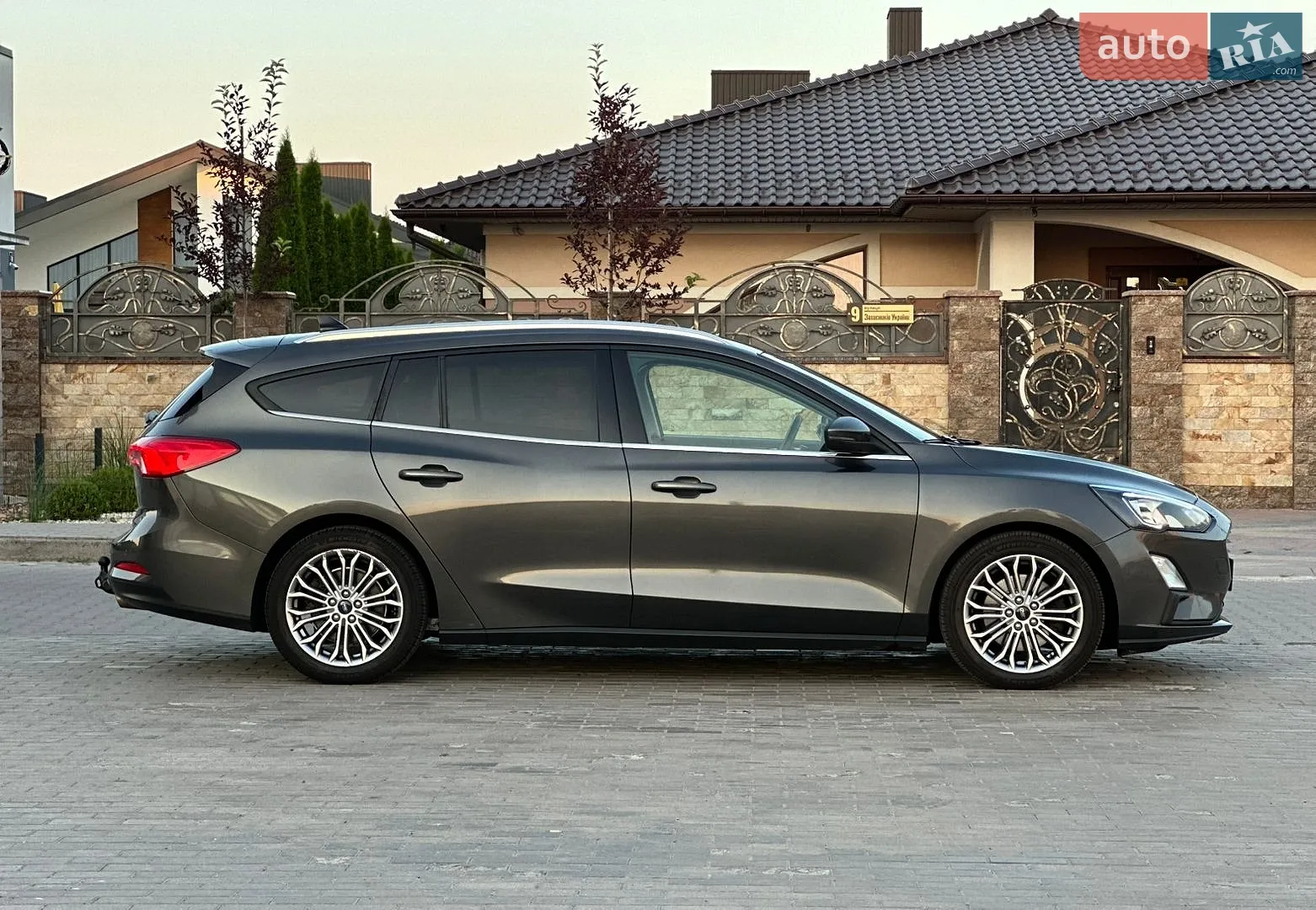 2020 Ford Focus - мініатюра 6