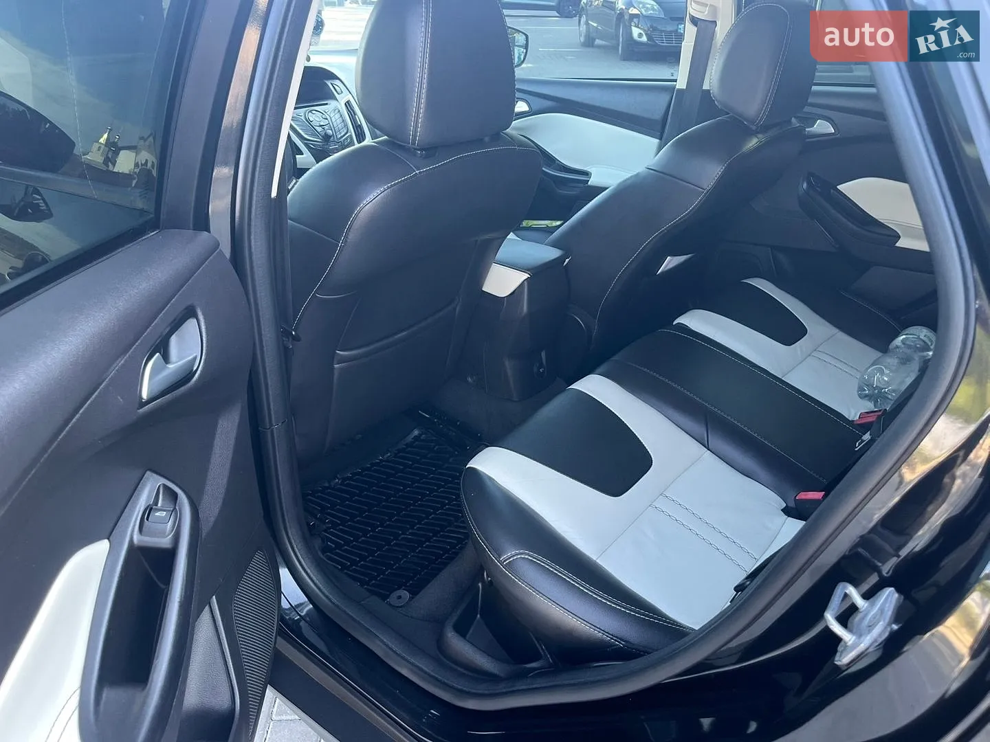 2013 Ford Focus - мініатюра 12