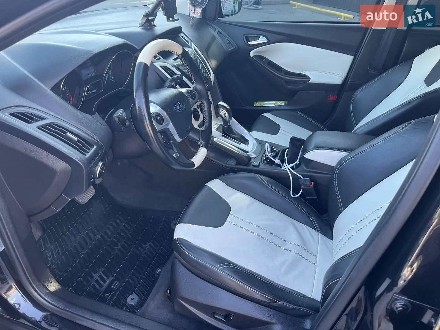 2013 Ford Focus - мініатюра 14