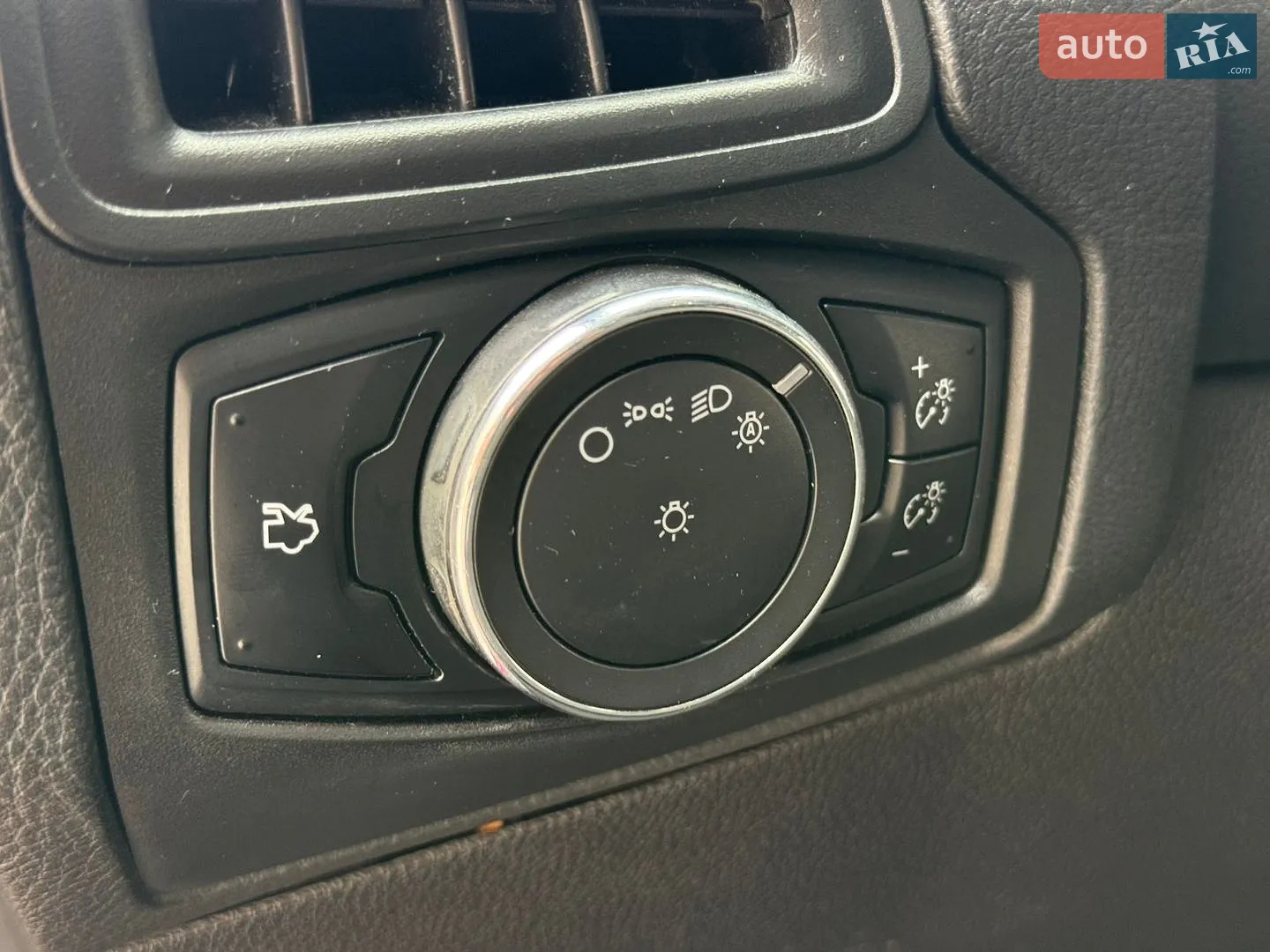 2013 Ford Focus - мініатюра 14