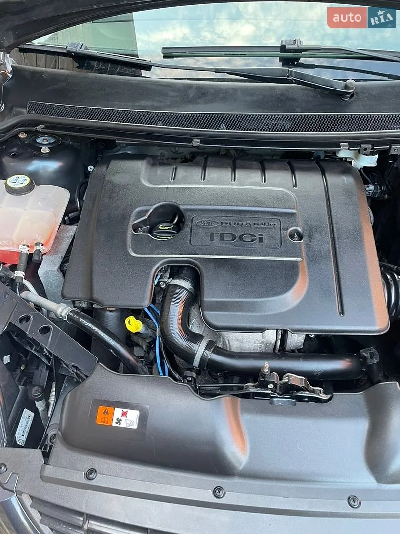 2010 Ford Focus - мініатюра 18