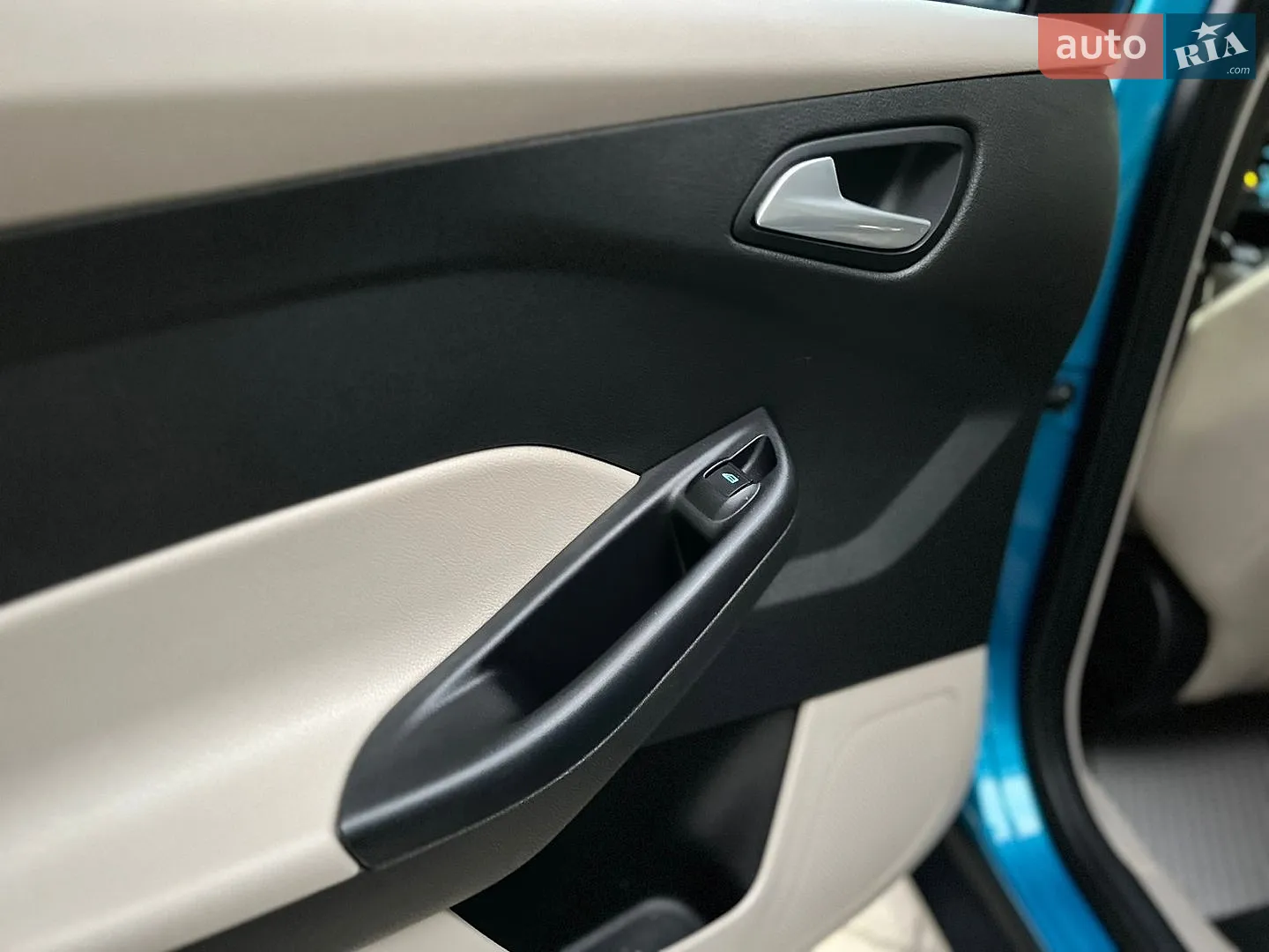 2016 Ford Focus - мініатюра 39