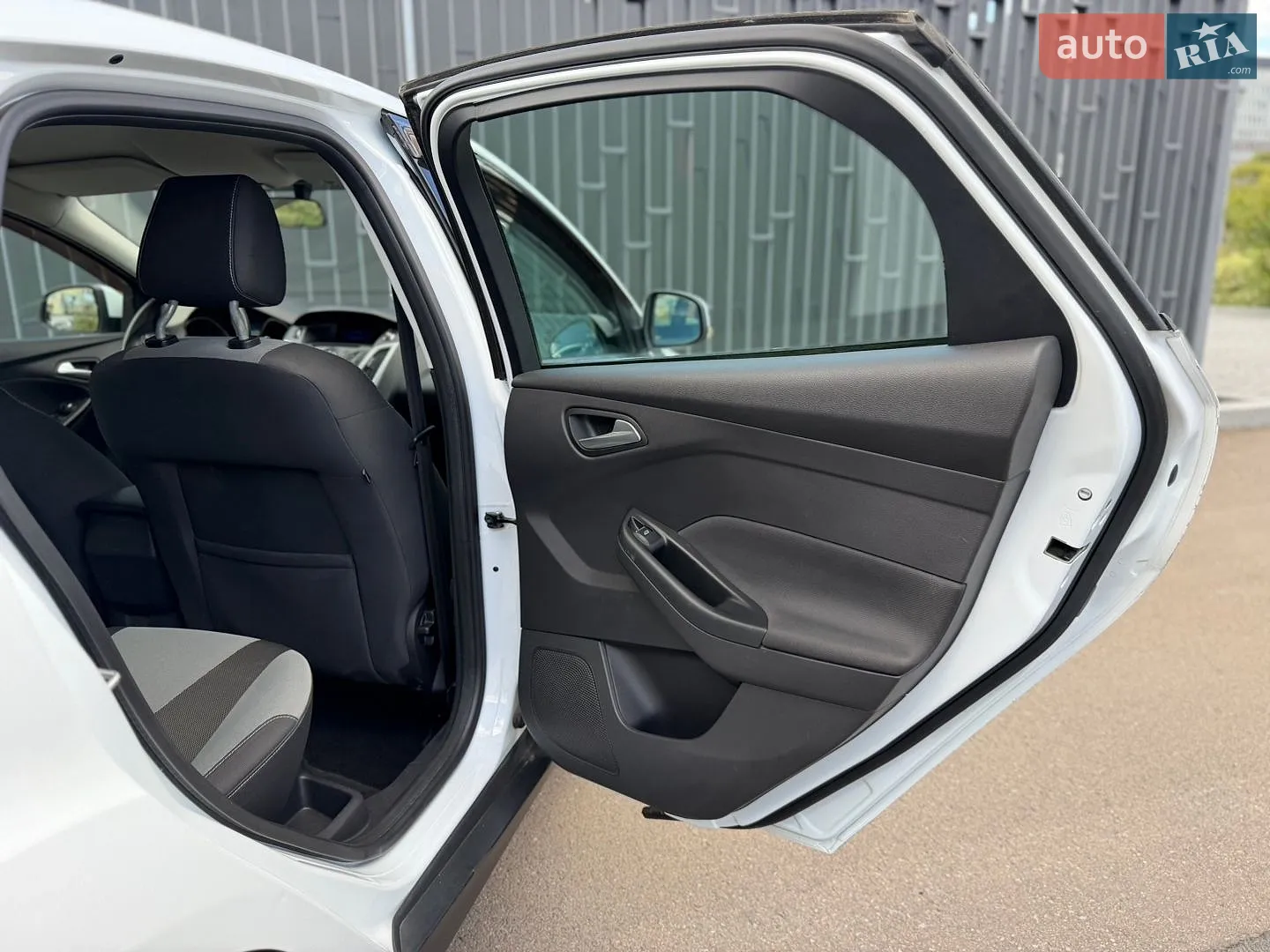 2012 Ford Focus - мініатюра 23