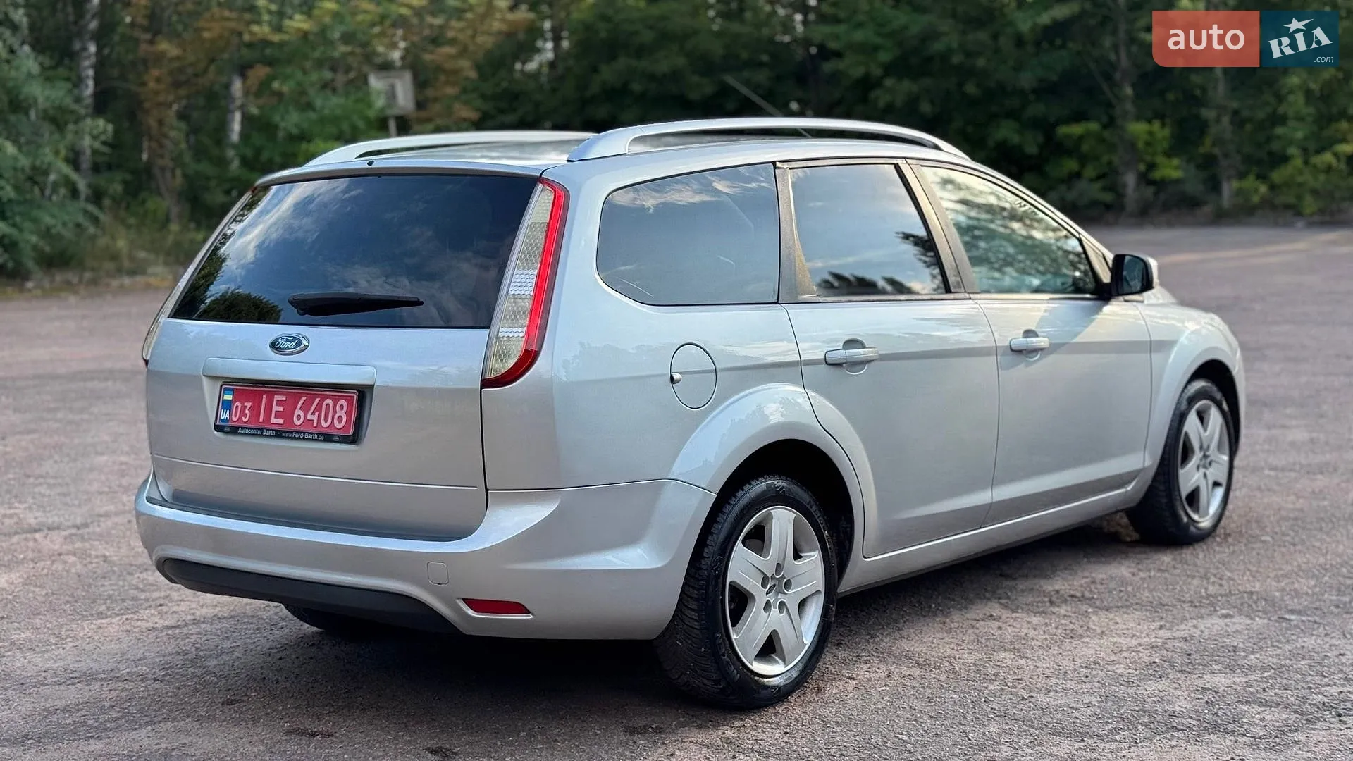 2010 Ford Focus - мініатюра 6