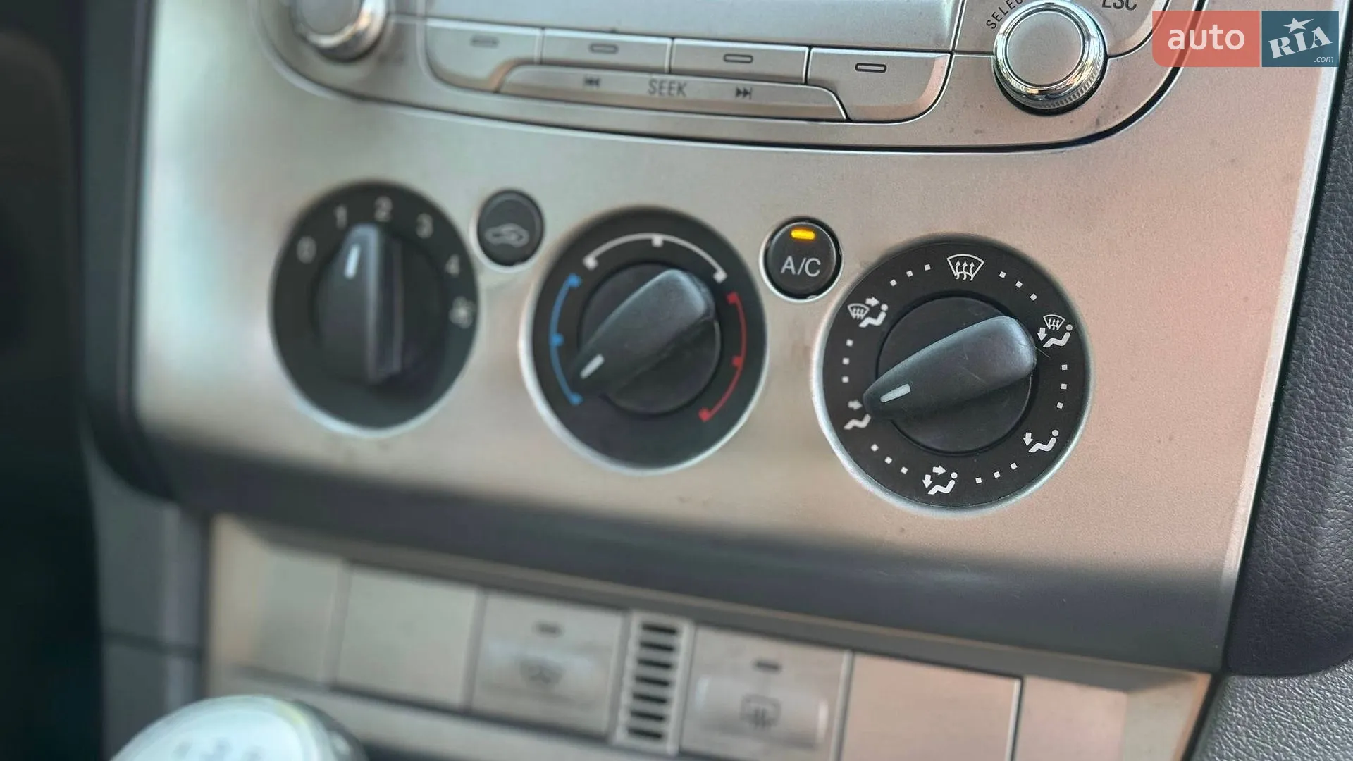 2010 Ford Focus - мініатюра 30