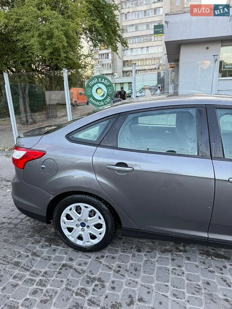 2014 Ford Focus - мініатюра 10