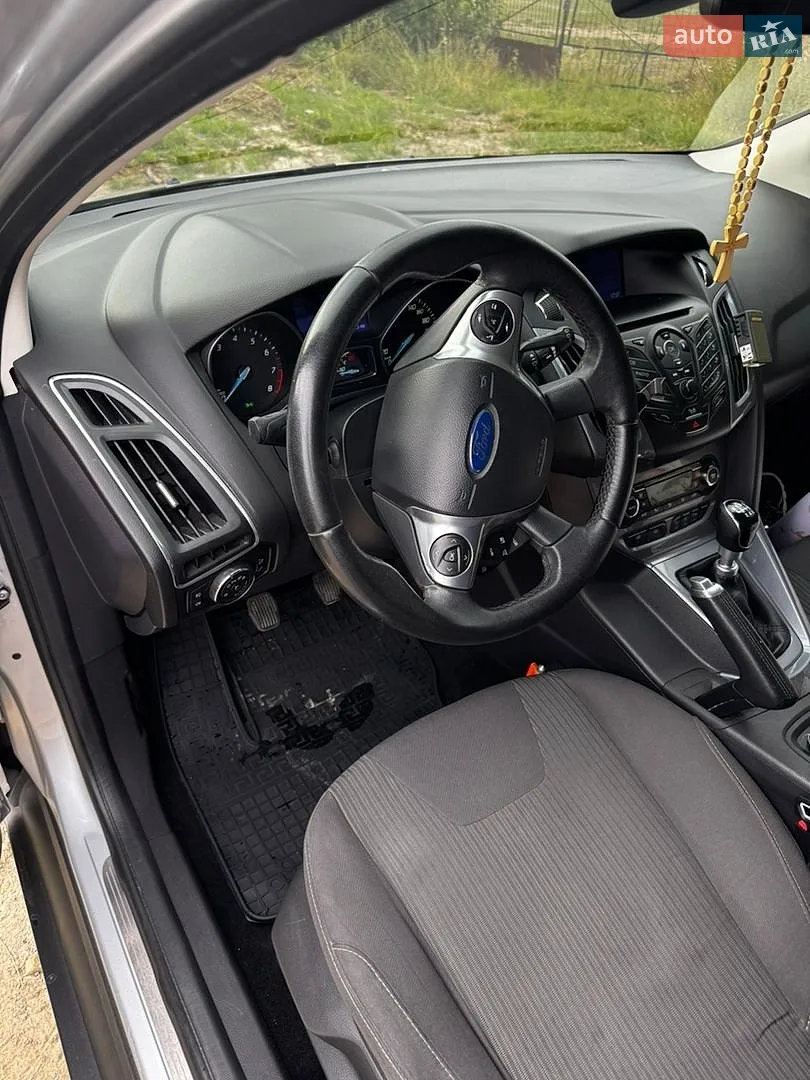 2012 Ford Focus - мініатюра 9