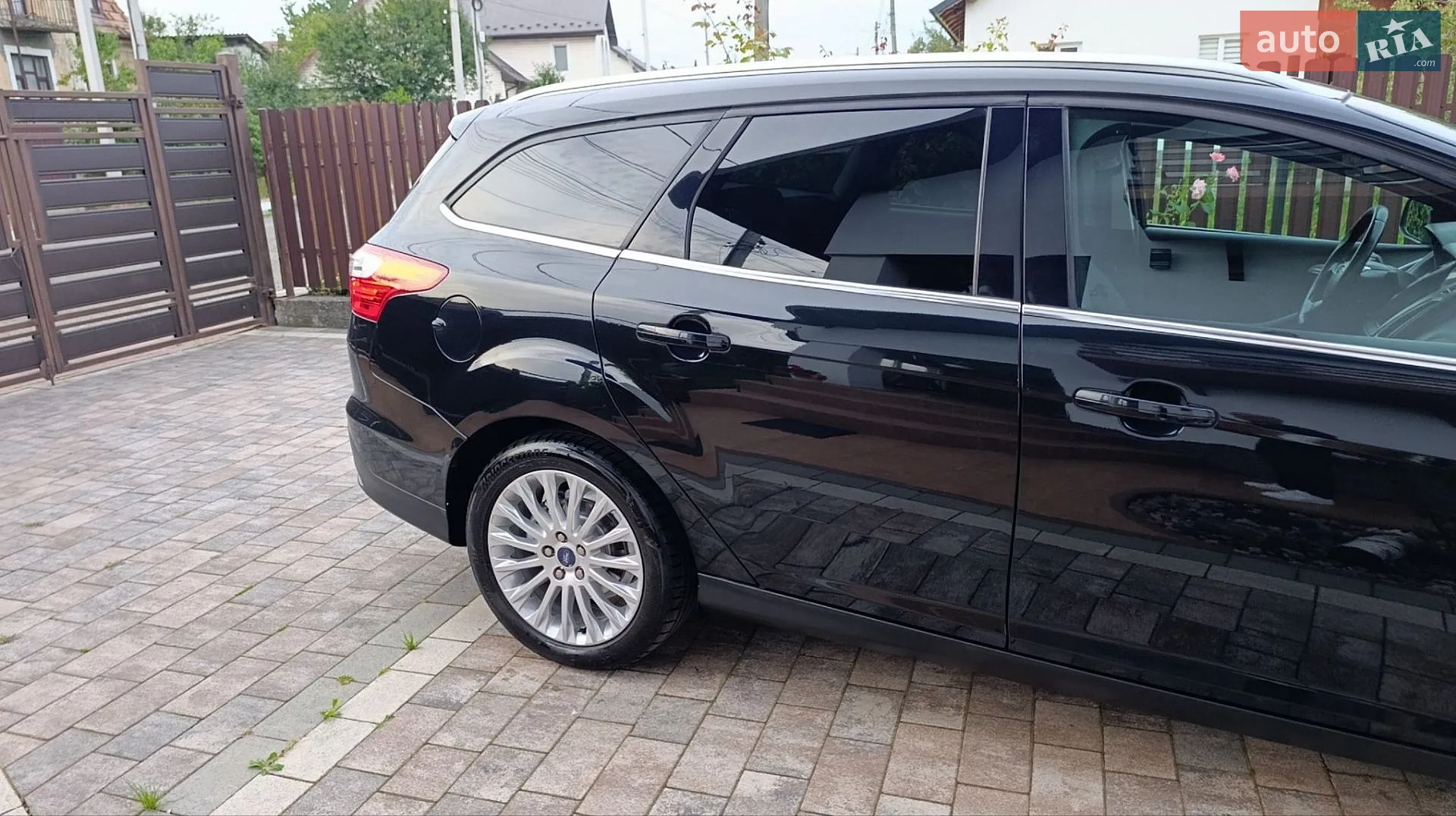 2011 Ford Focus - мініатюра 19