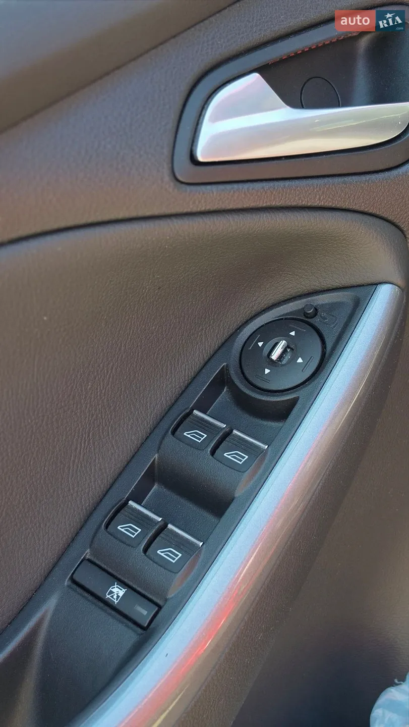 2011 Ford Focus - мініатюра 13