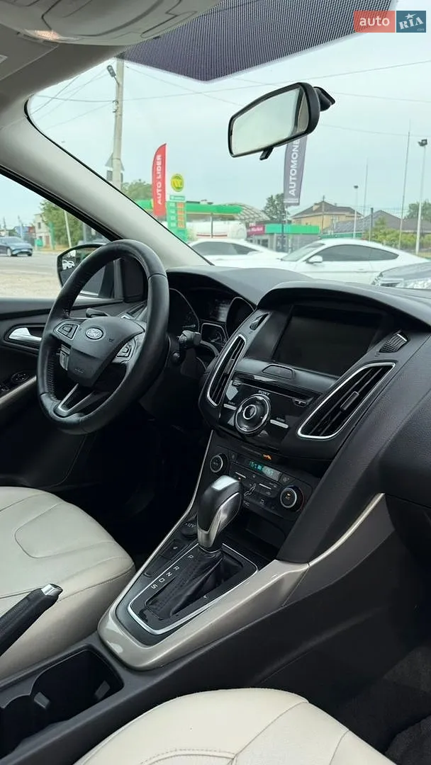 2018 Ford Focus - мініатюра 12