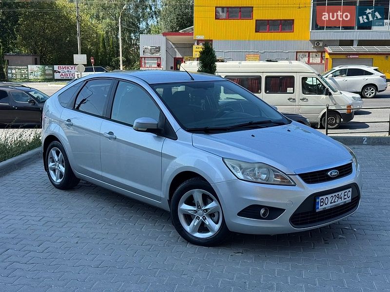 Хэтчбек Ford Focus 2010 в Тернополе