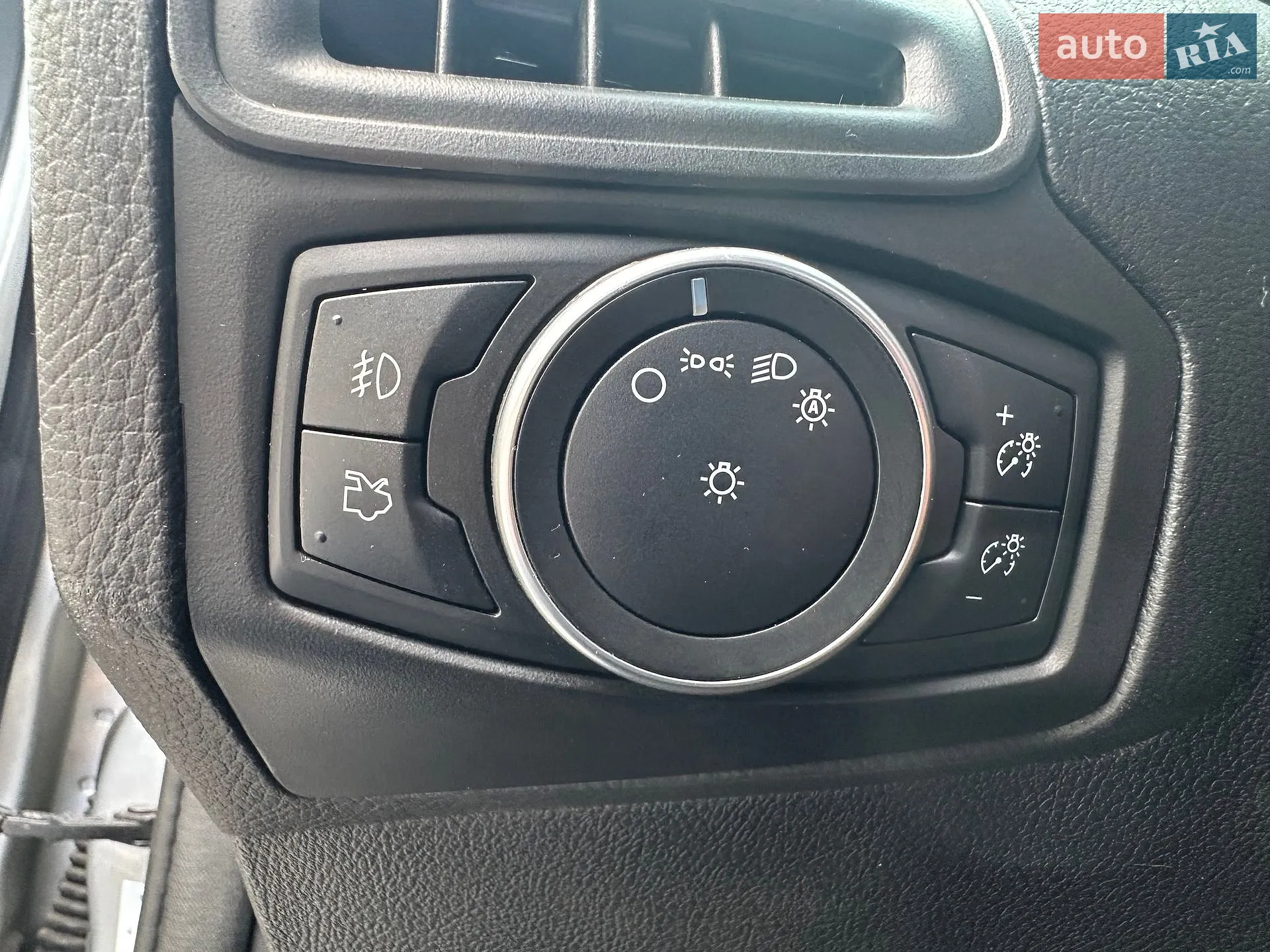 2018 Ford Focus - мініатюра 37