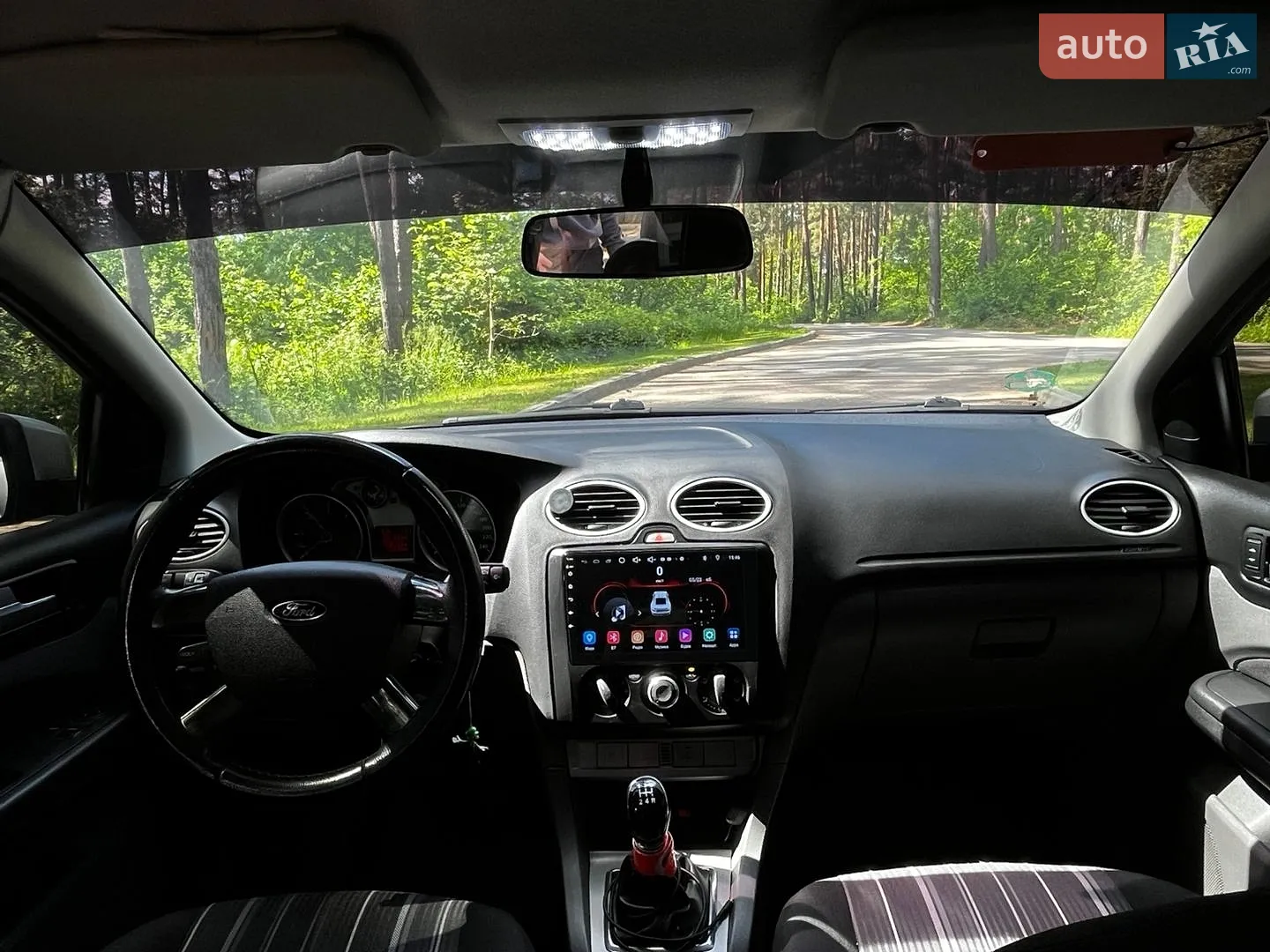 2010 Ford Focus - мініатюра 14