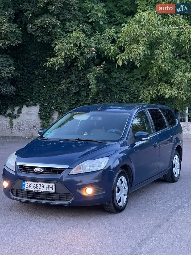 2010 Ford Focus - мініатюра 3