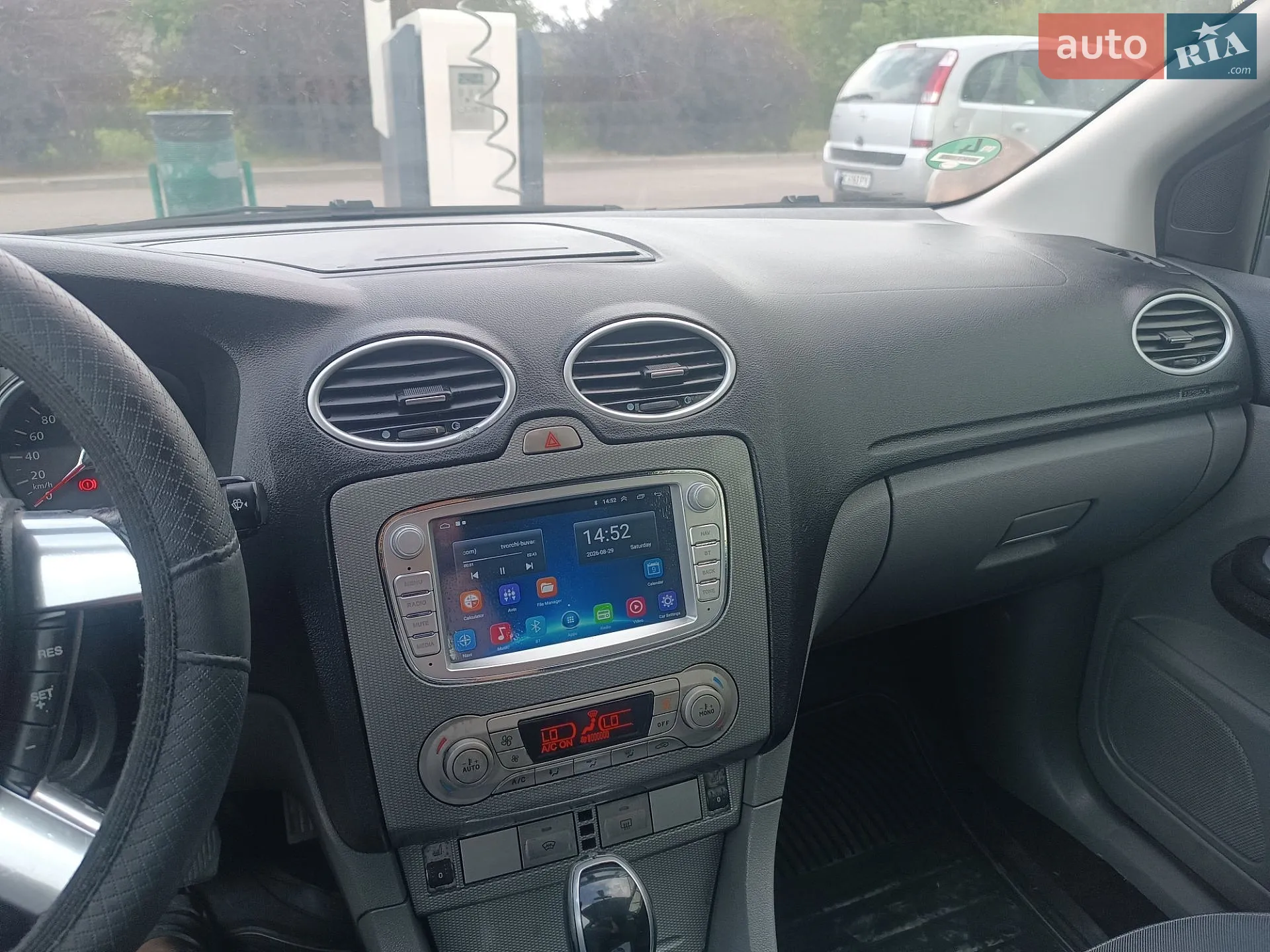 2010 Ford Focus - мініатюра 17