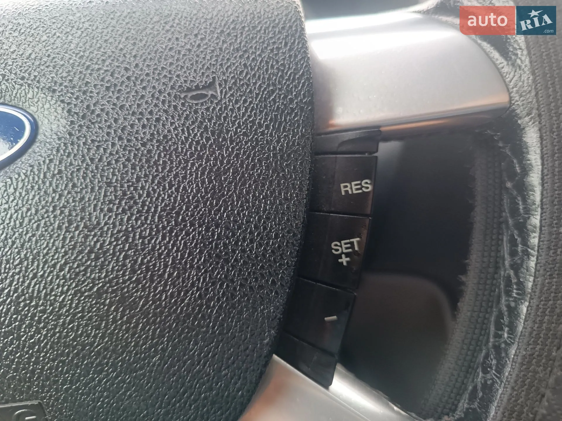 2010 Ford Focus - мініатюра 19