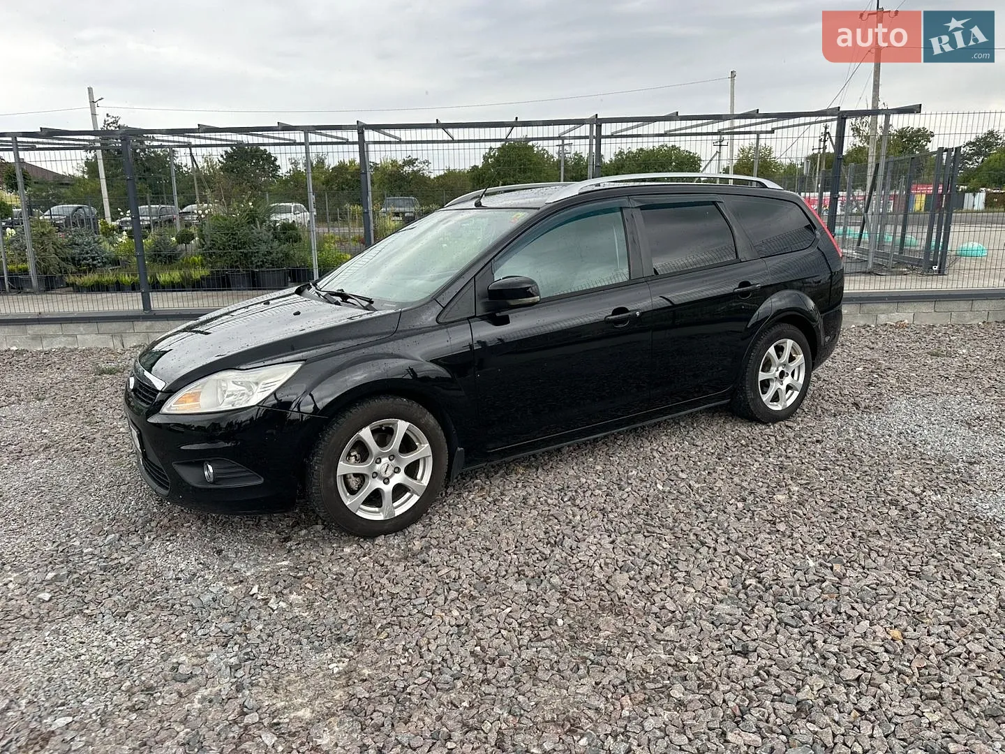 2010 Ford Focus - мініатюра 3