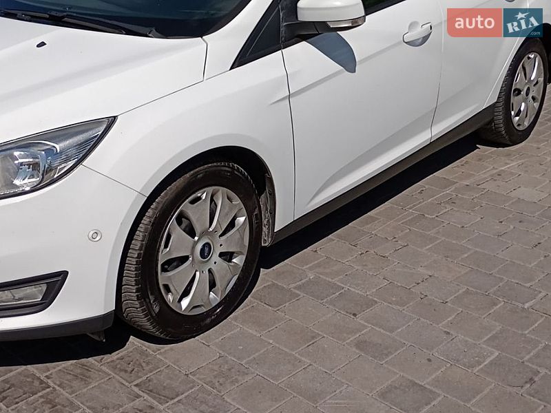 Универсал Ford Focus 2015 в Тернополе фото 8 Универсал Ford Focus 2015 в Тернополе