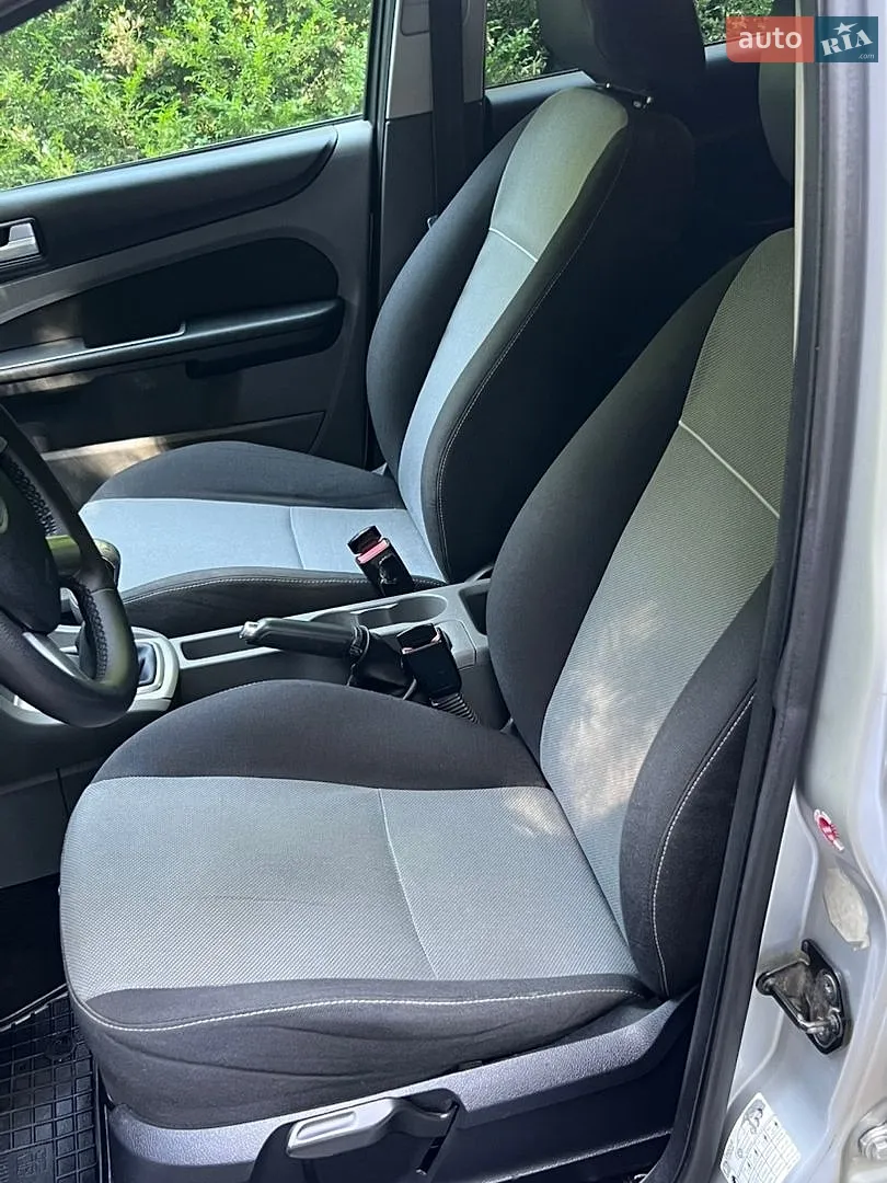2010 Ford Focus - мініатюра 32