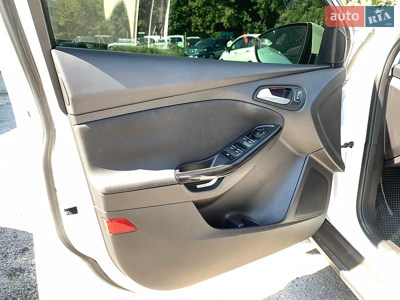 Хэтчбек Ford Focus 2015 в Виннице