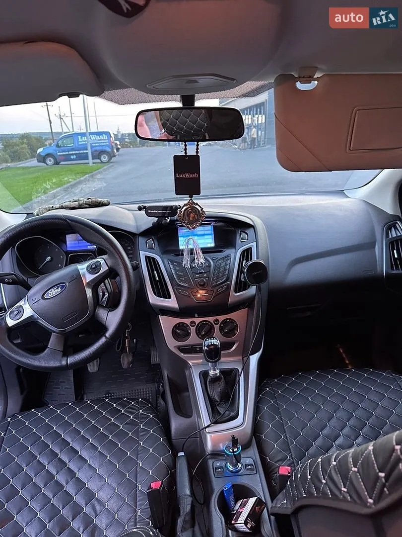 2012 Ford Focus - мініатюра 6