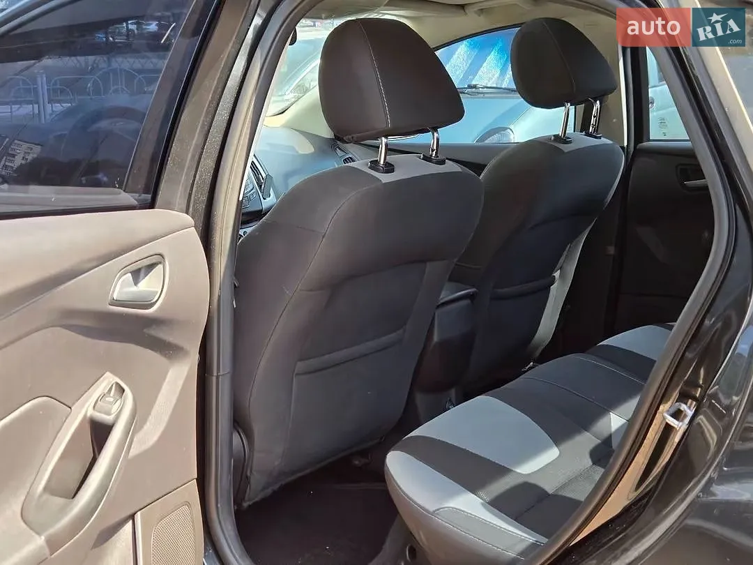 2014 Ford Focus - мініатюра 16