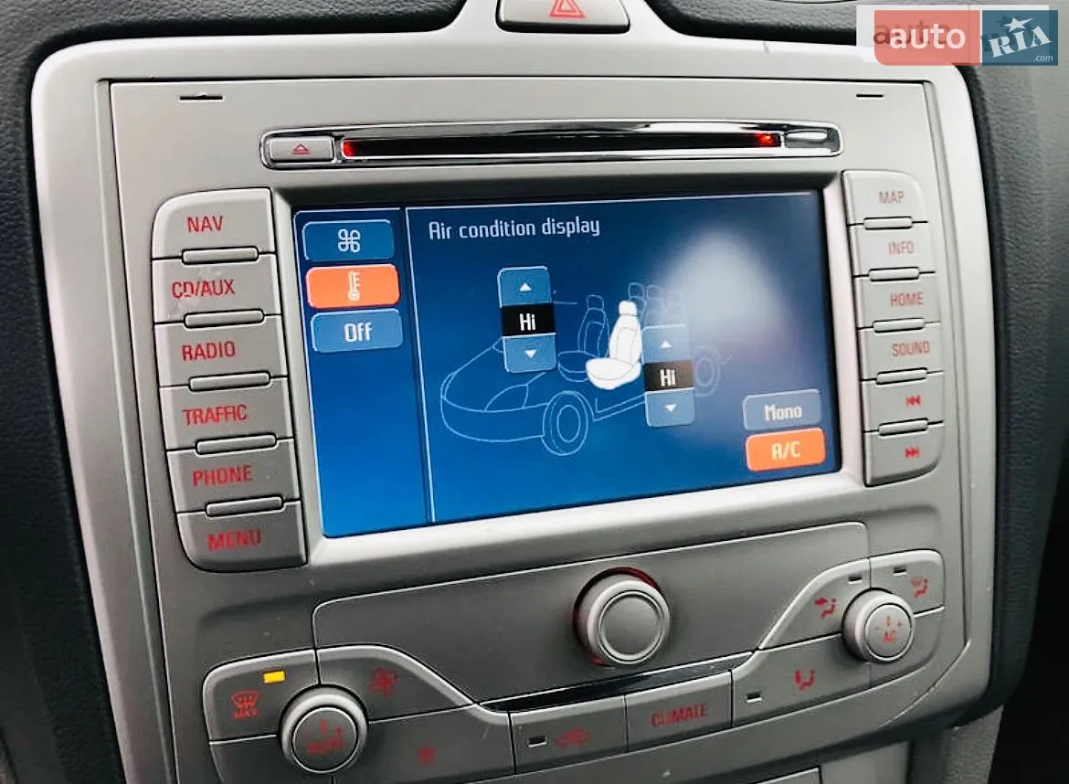 2010 Ford Focus - мініатюра 24
