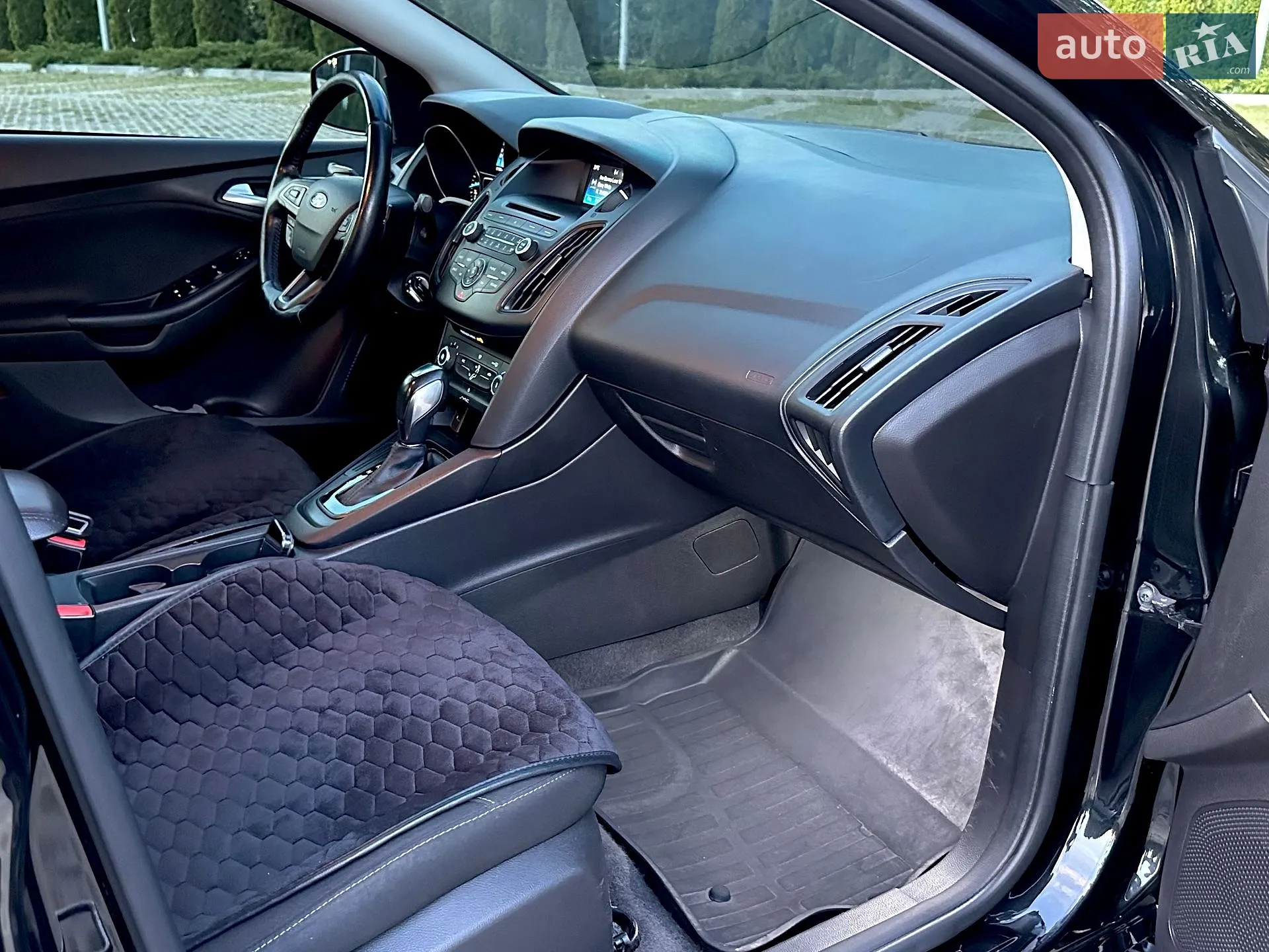 2015 Ford Focus - мініатюра 19