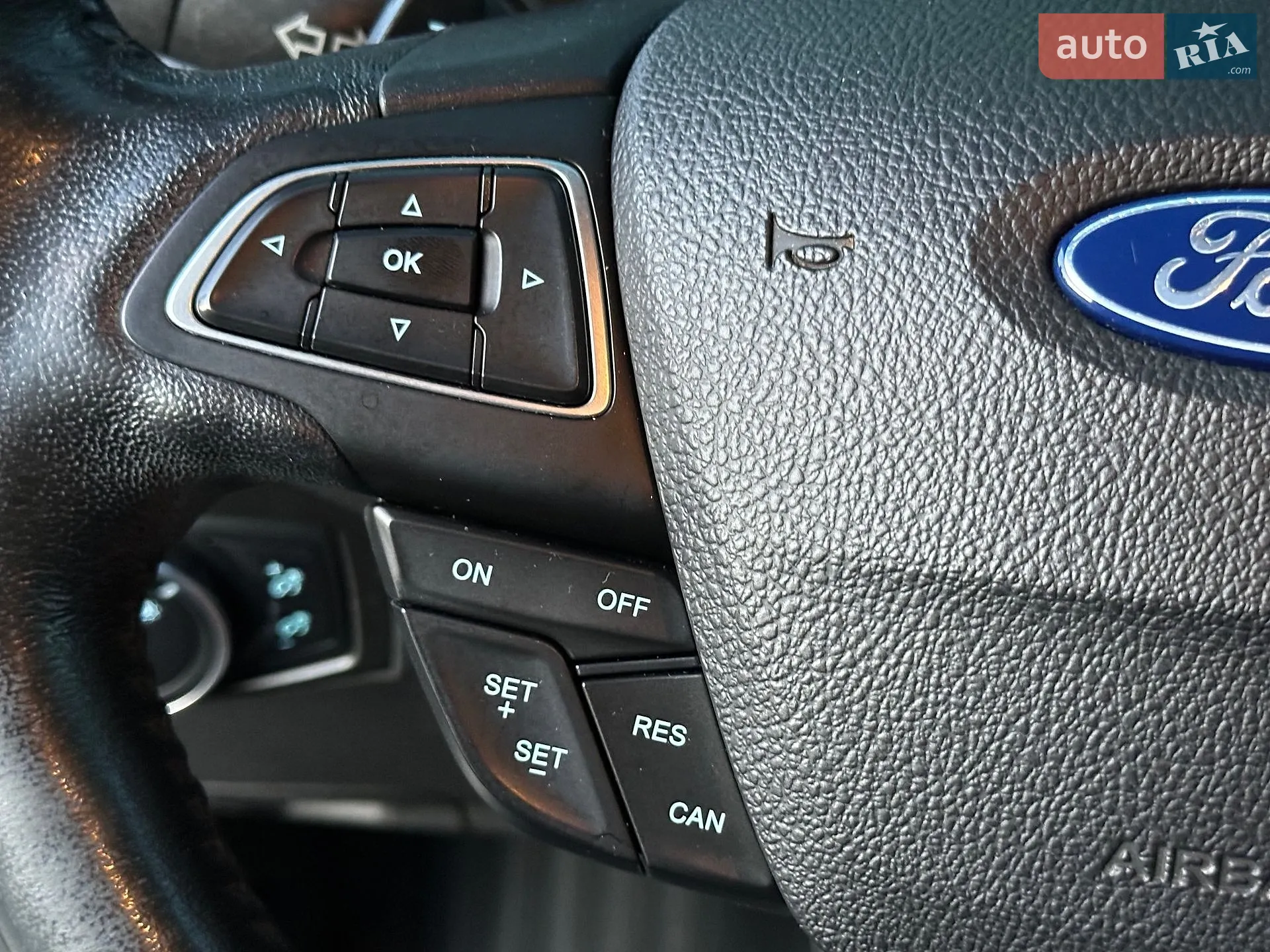 2015 Ford Focus - мініатюра 29