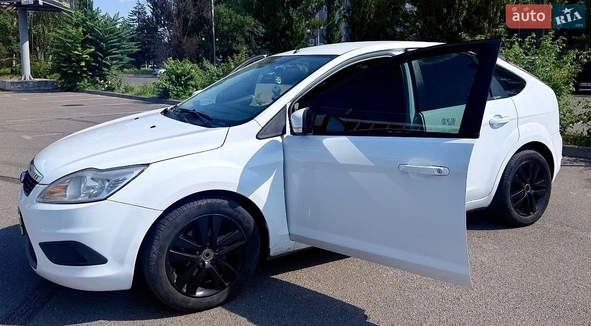 2011 Ford Focus - мініатюра 2
