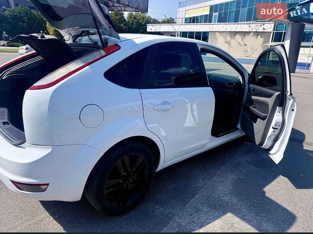 2011 Ford Focus - мініатюра 5