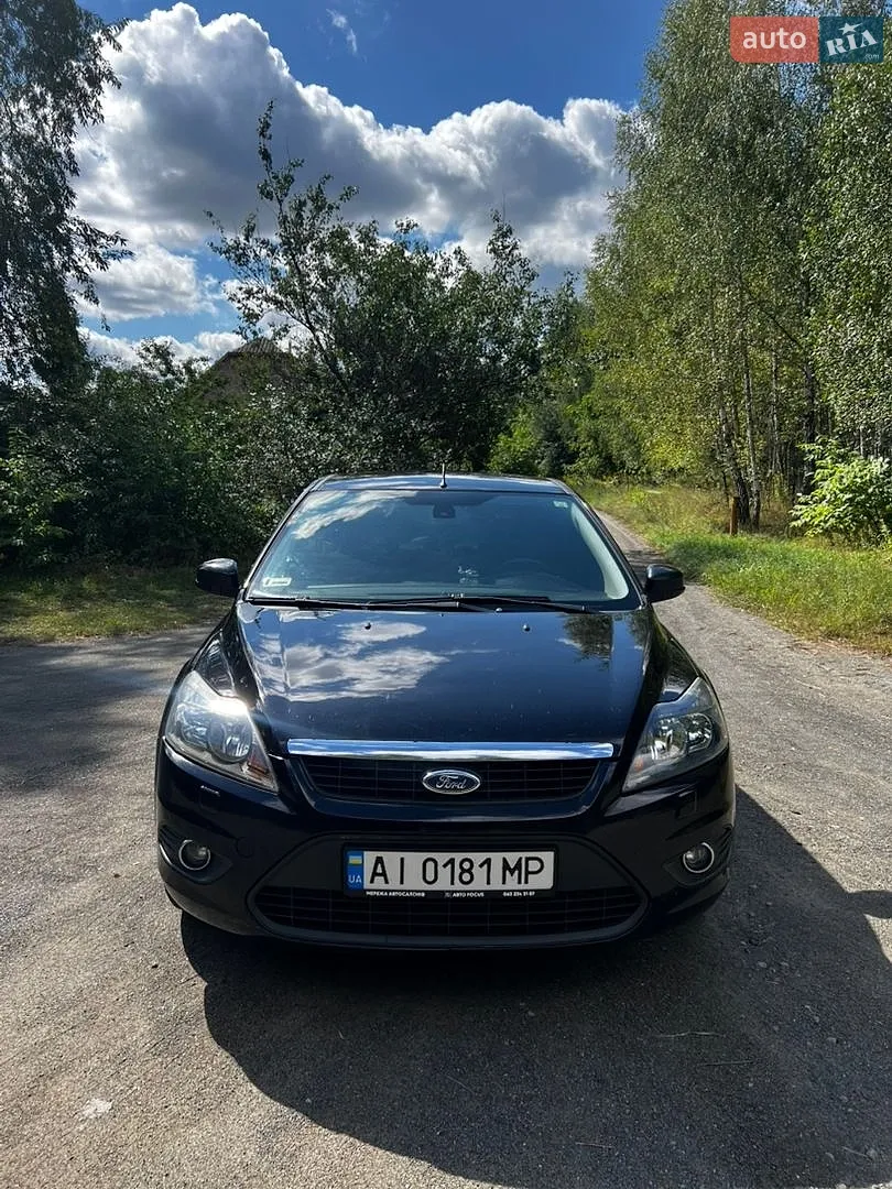 2010 Ford Focus - мініатюра 9