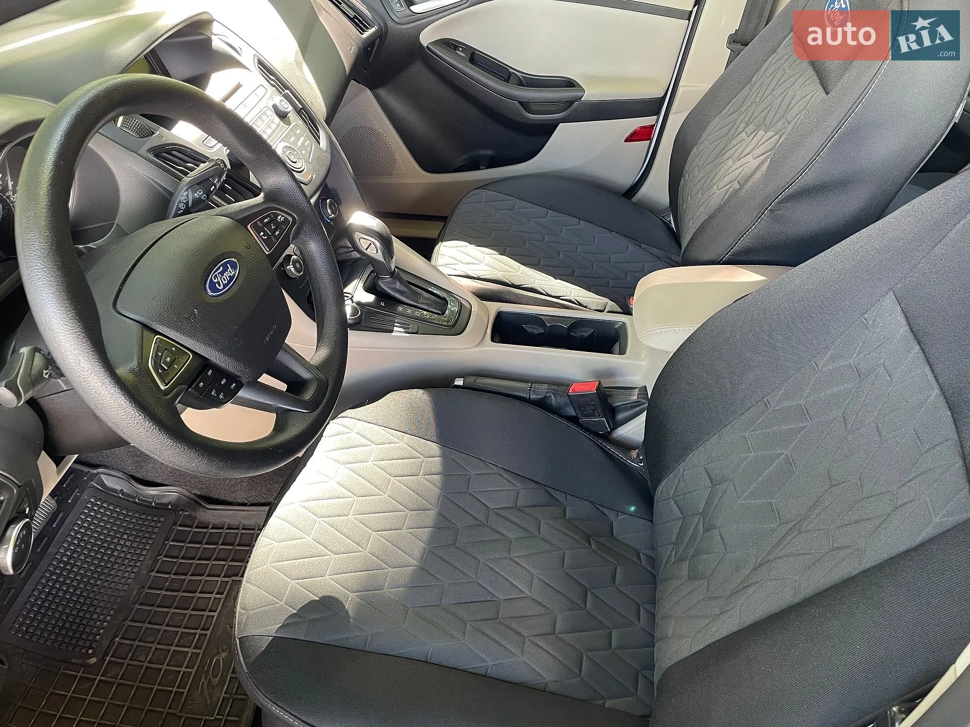 2015 Ford Focus - мініатюра 14