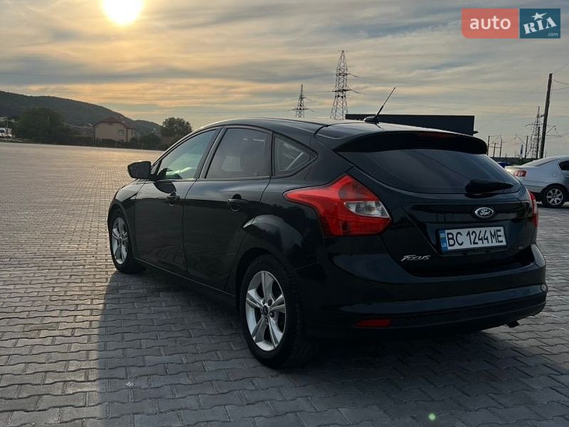 Хэтчбек Ford Focus 2013 в Золочеве