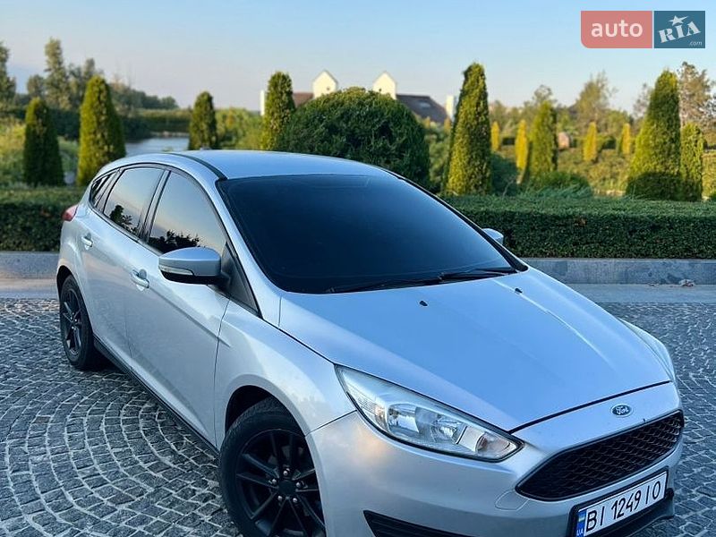 Хетчбек Ford Focus 2015 в Дніпрі