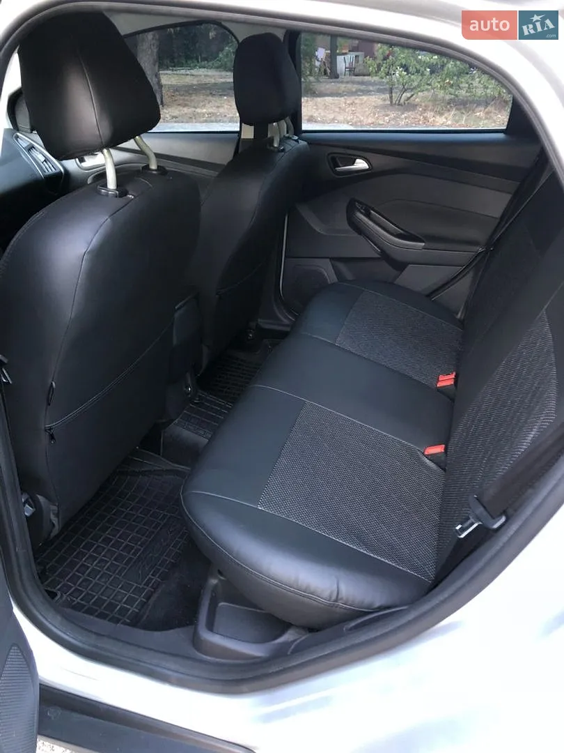 2012 Ford Focus - мініатюра 10