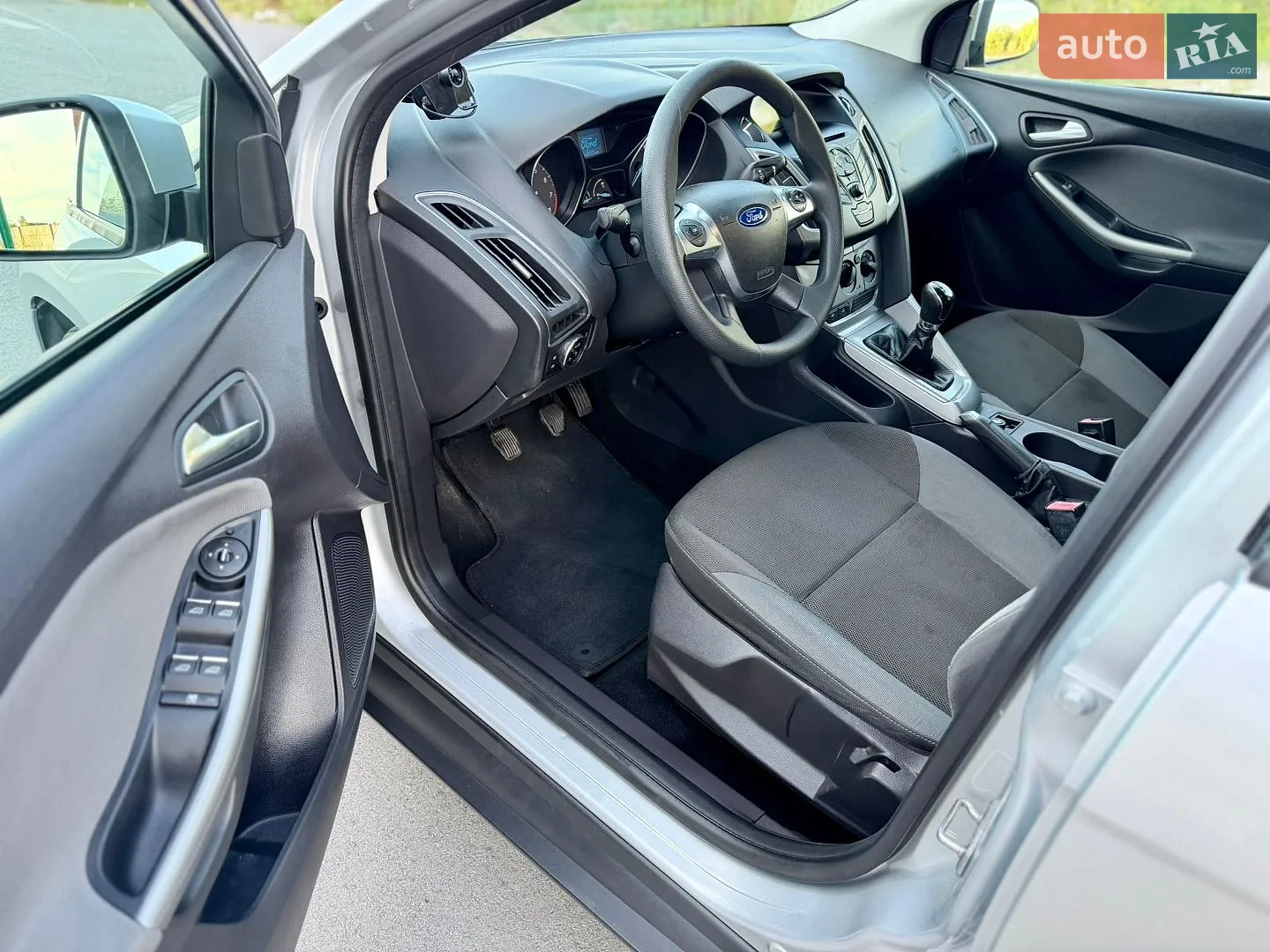 2012 Ford Focus - мініатюра 32