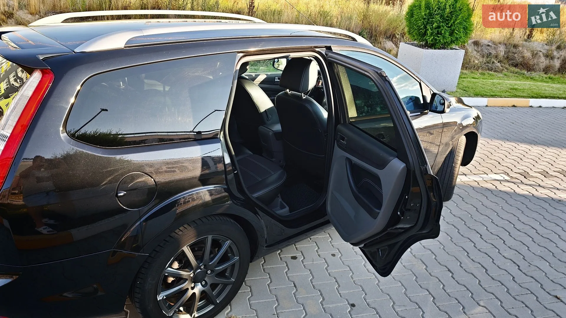 2010 Ford Focus - мініатюра 13
