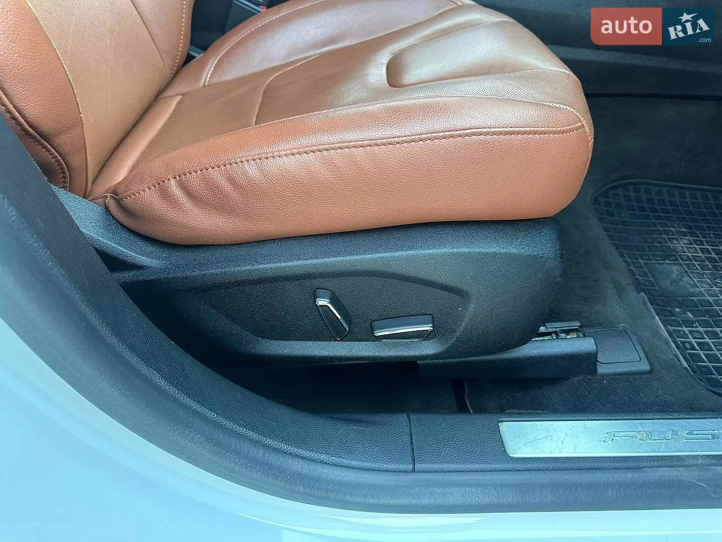 2020 Ford Focus - мініатюра 16