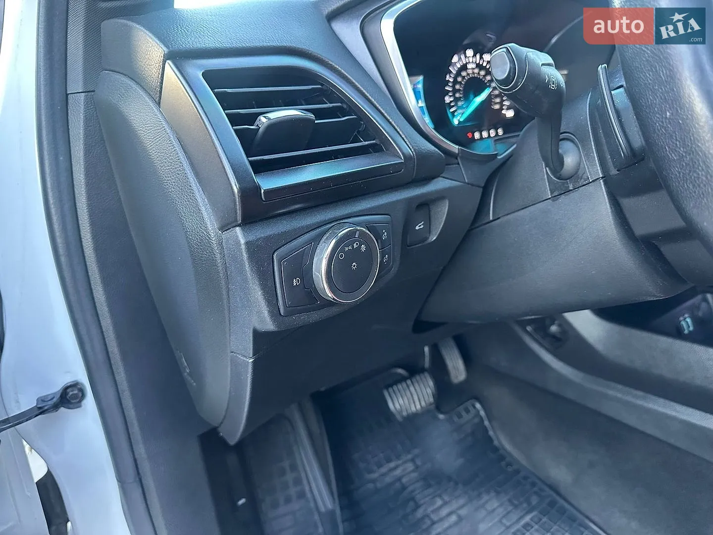 2020 Ford Focus - мініатюра 32