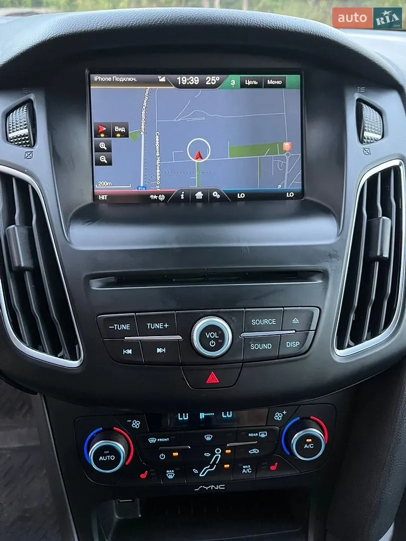 2015 Ford Focus - мініатюра 17