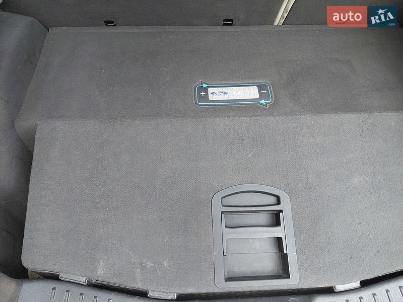 Хетчбек Ford Focus 2012 в Львові