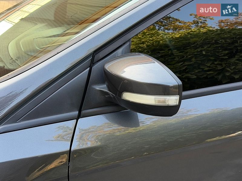 Седан Ford Focus 2015 в Дніпрі