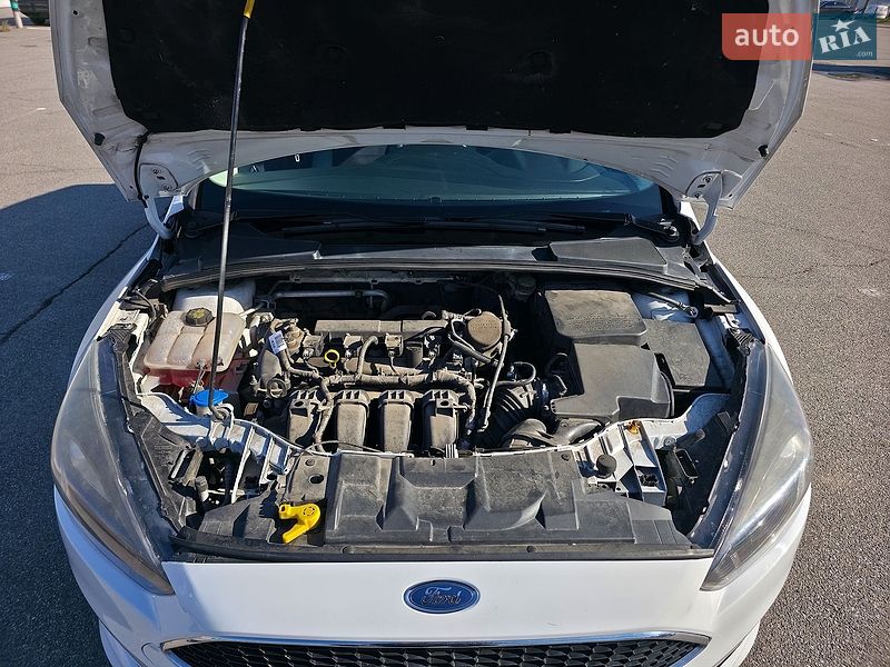 Хэтчбек Ford Focus 2015 в Киеве